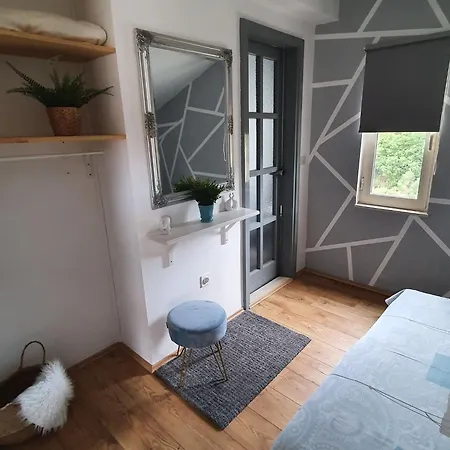 Bell Memories- With Terrace And Street View A1 *