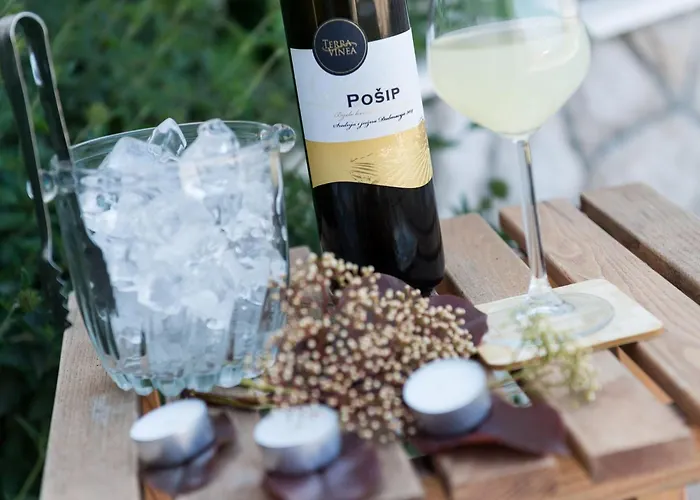 Bell Memories- With Terrace And Street View A1 Lejlighed