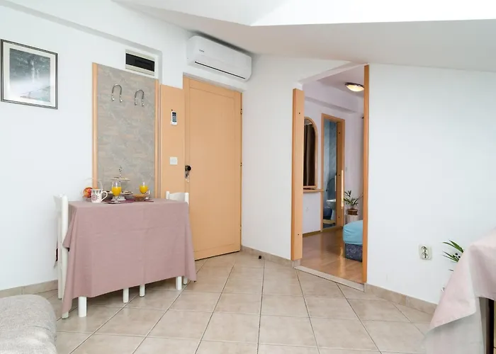 Bell Memories- With Terrace And Street View A1 公寓 *